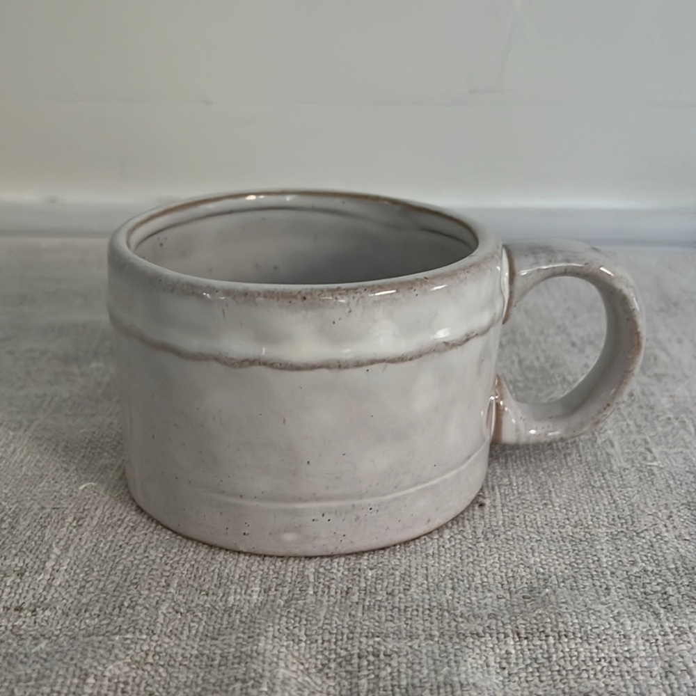 Ceramic neutral mug